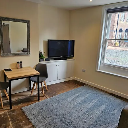 Carlisle Centre The Gavel Apartment *